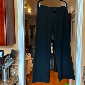 H&M black pants in excellent condition